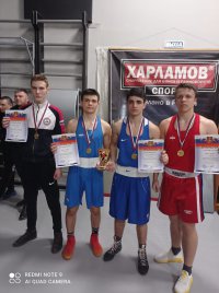 С 03 по 05 марта 2022 года в г. Брянске проходили чемпионат и первенство Брянской области по боксу. 