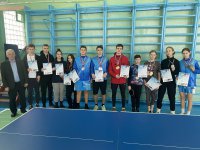 18 ноября в спортивном зале центра «Вега» прошло первенство района по настольному теннису среди школьников. 