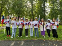Волонтёры центра по развитию добровольческого движения и общественных инициатив Дятьковского района присоединились к празднованию Дня флага России